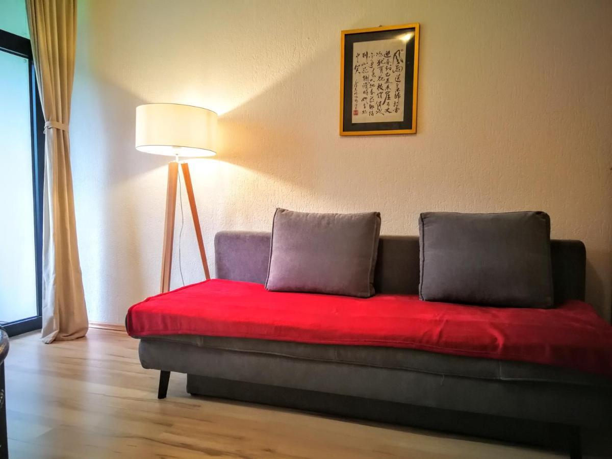 Ruhiges Apt. Direkt Am Naherholungsgebiet Mit Seeblick, Zentrum 5min, Messe 18min *
